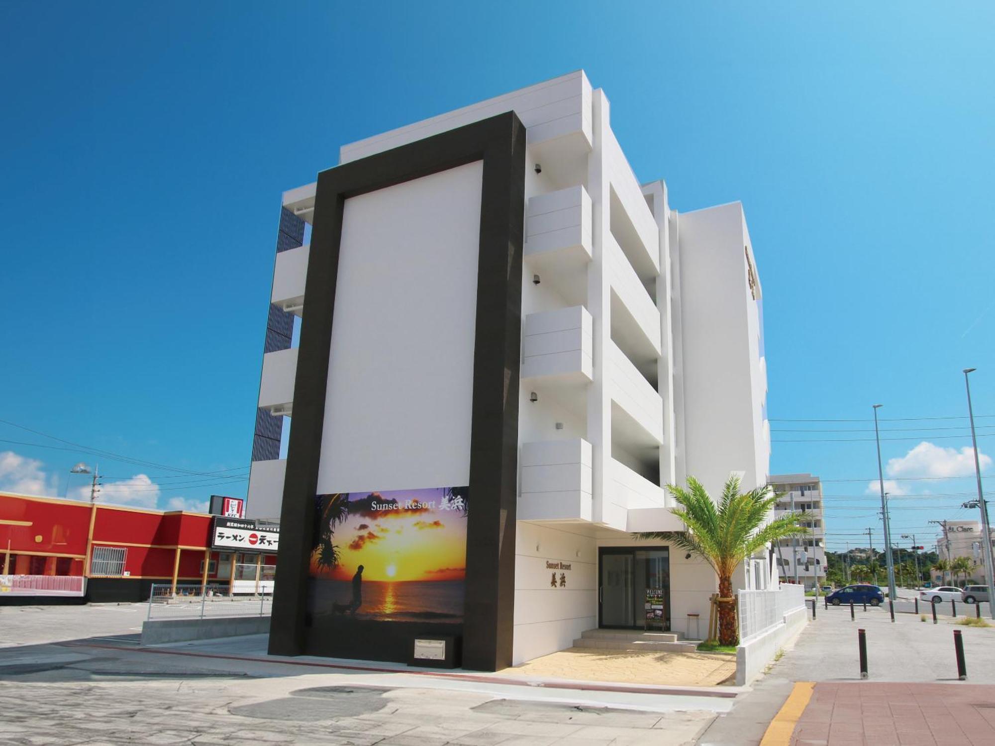 Sunset Resort Mihama -Seven Hotels And Resorts- Chatan Exteriör bild